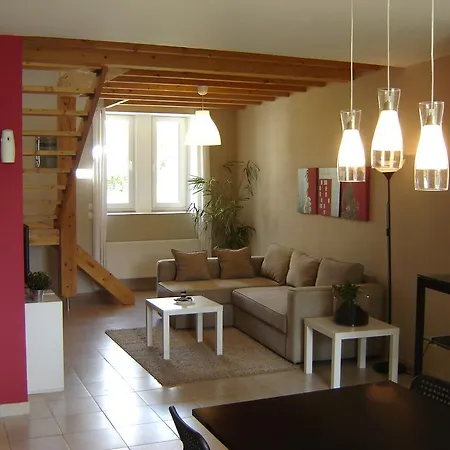 Gite De Villers-la-loue Holiday home *
